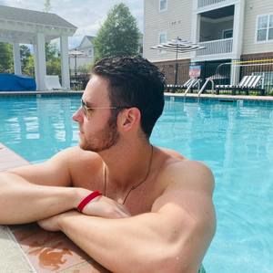 Meet your Posher, Chase